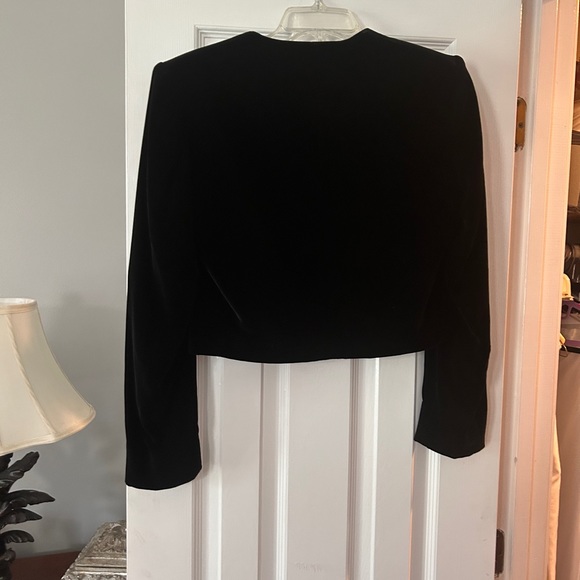 Jacket, semi formal blouse, Calvin Klein skirts - Picture 16 of 16